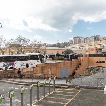 La Mansarda Del Principe, Vicoli, Acquario E Lanterna Apartment Genoa Luaran gambar